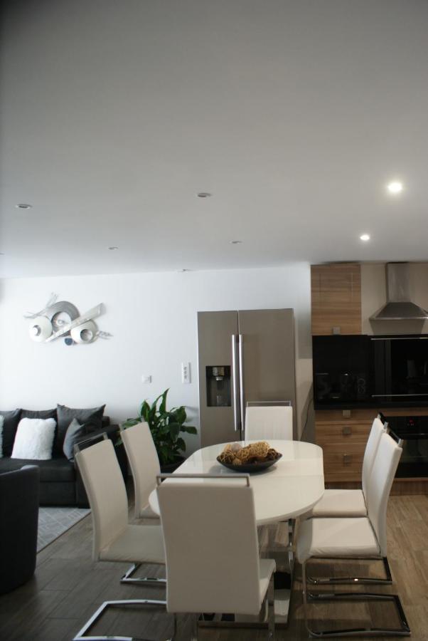 Loft Ravissant Avec Piscine Cagnes-sur-Mer Exterior foto
