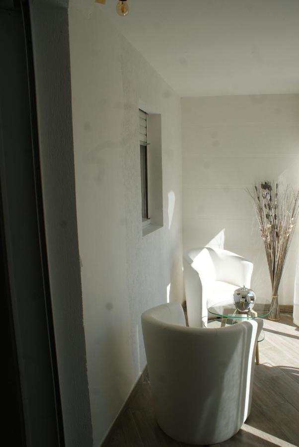 Loft Ravissant Avec Piscine Cagnes-sur-Mer Exterior foto