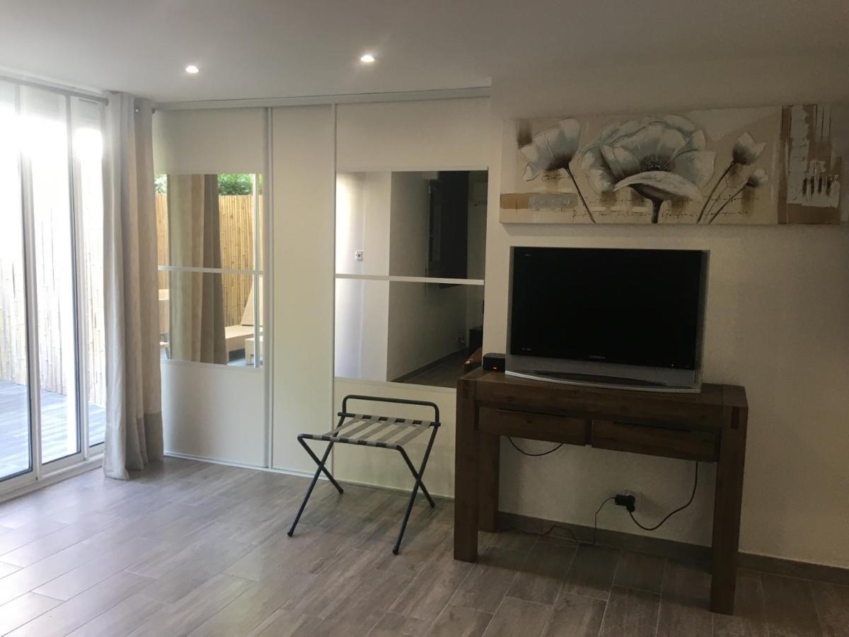 Loft Ravissant Avec Piscine Cagnes-sur-Mer Exterior foto